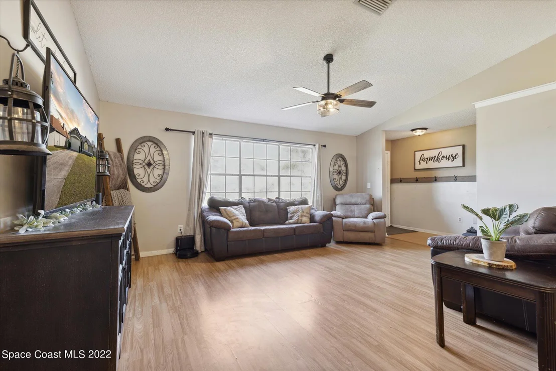 Photo of 6175 Wilderness Avenue