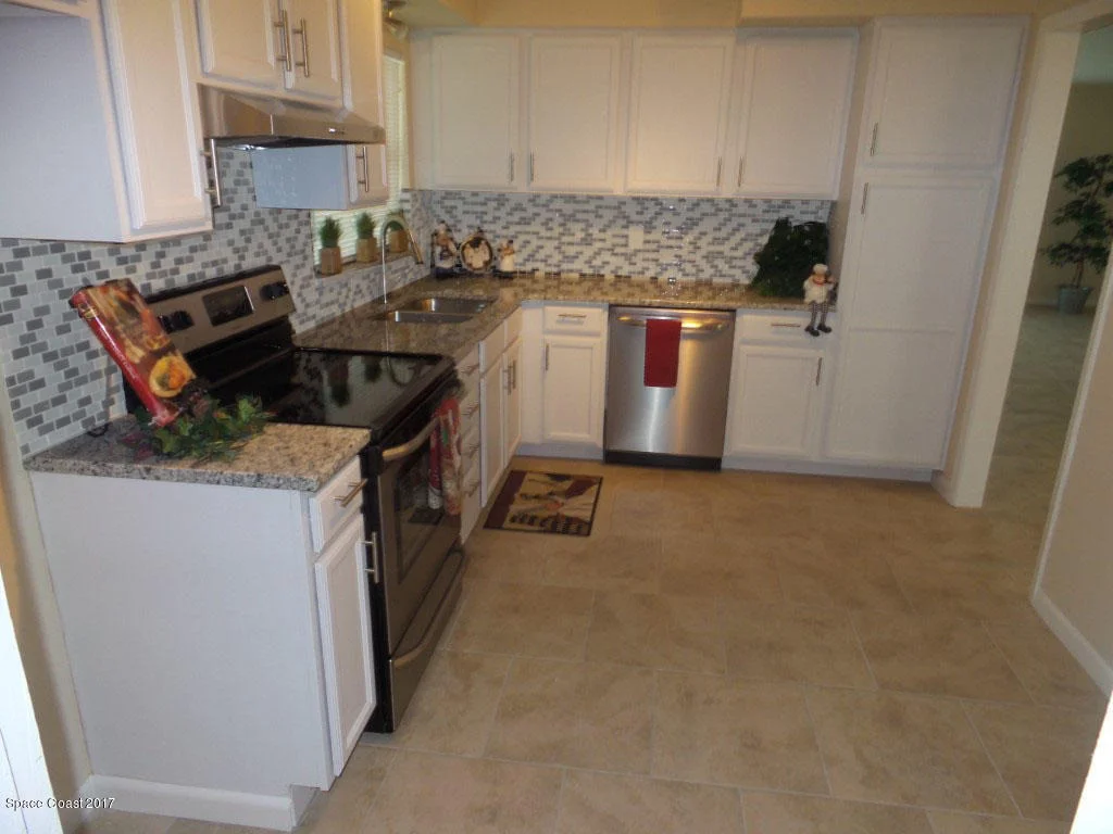 Photo of 912 Aida Circle