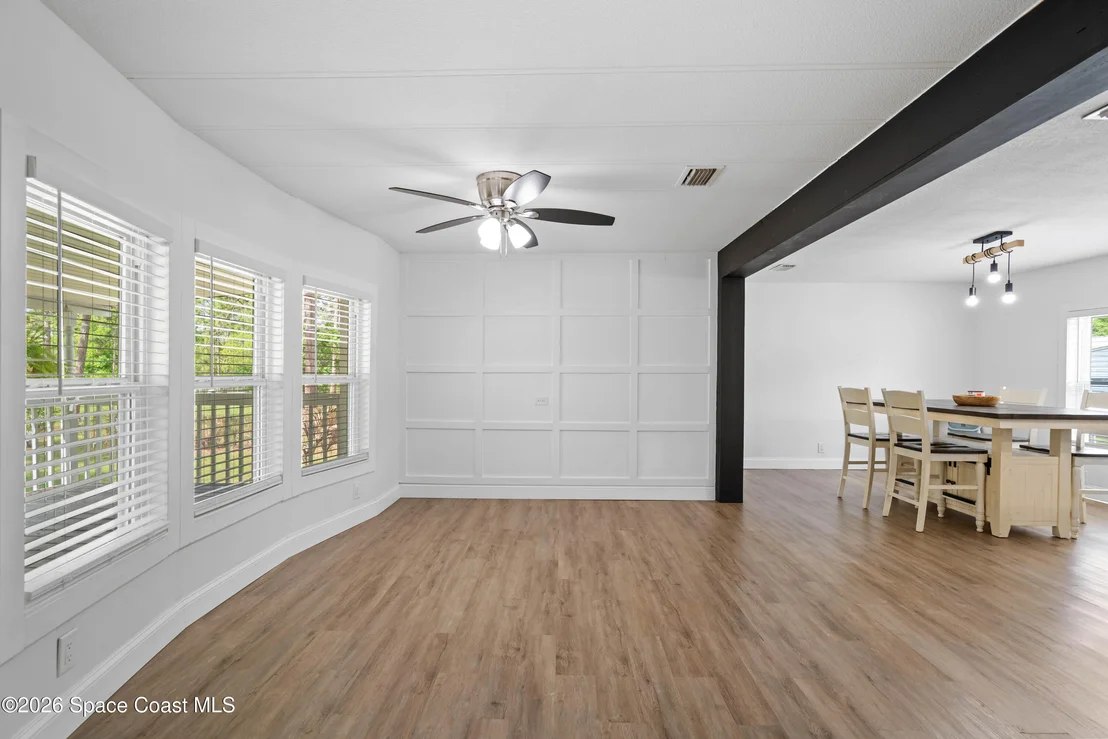 Photo of 9025 Lincoln Road