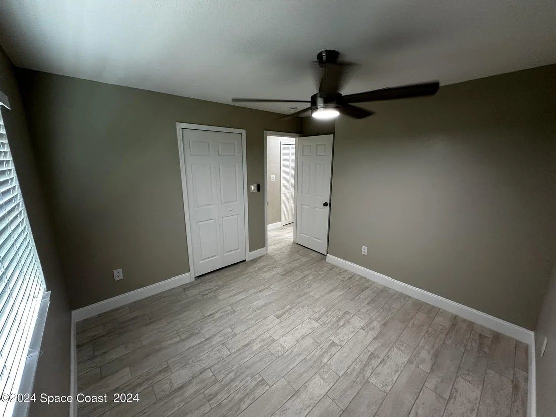 Photo of 1171 Abbey Circle NE