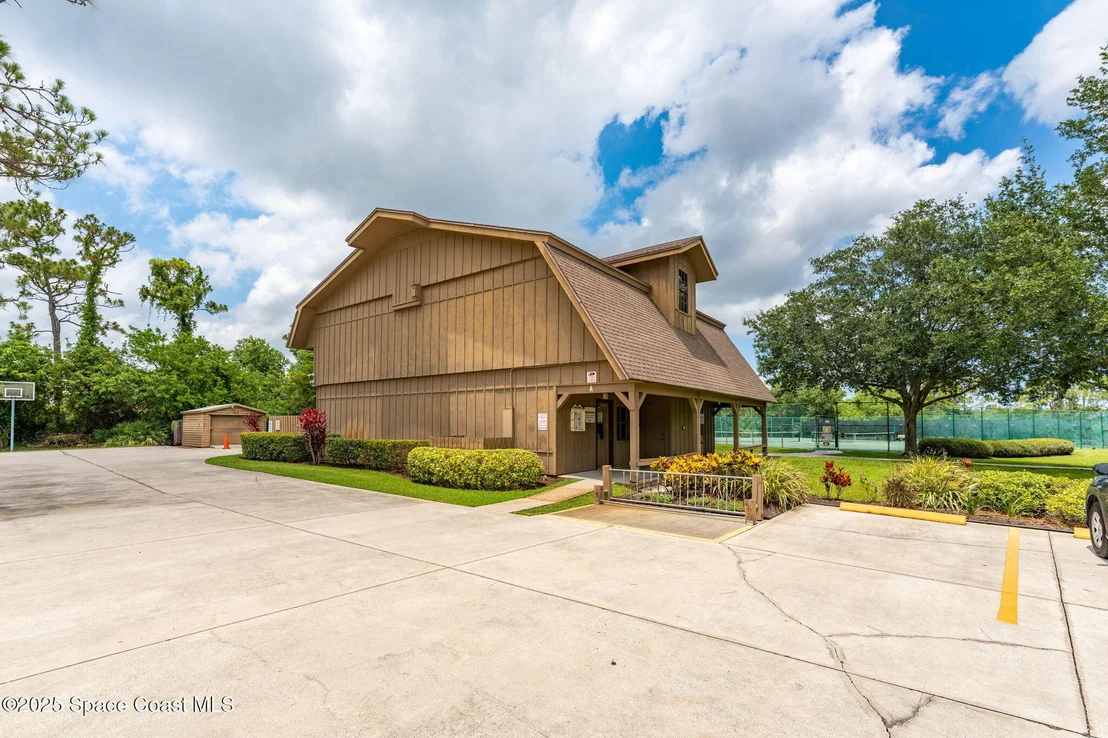 Photo of 3920 Turkey Point Drive