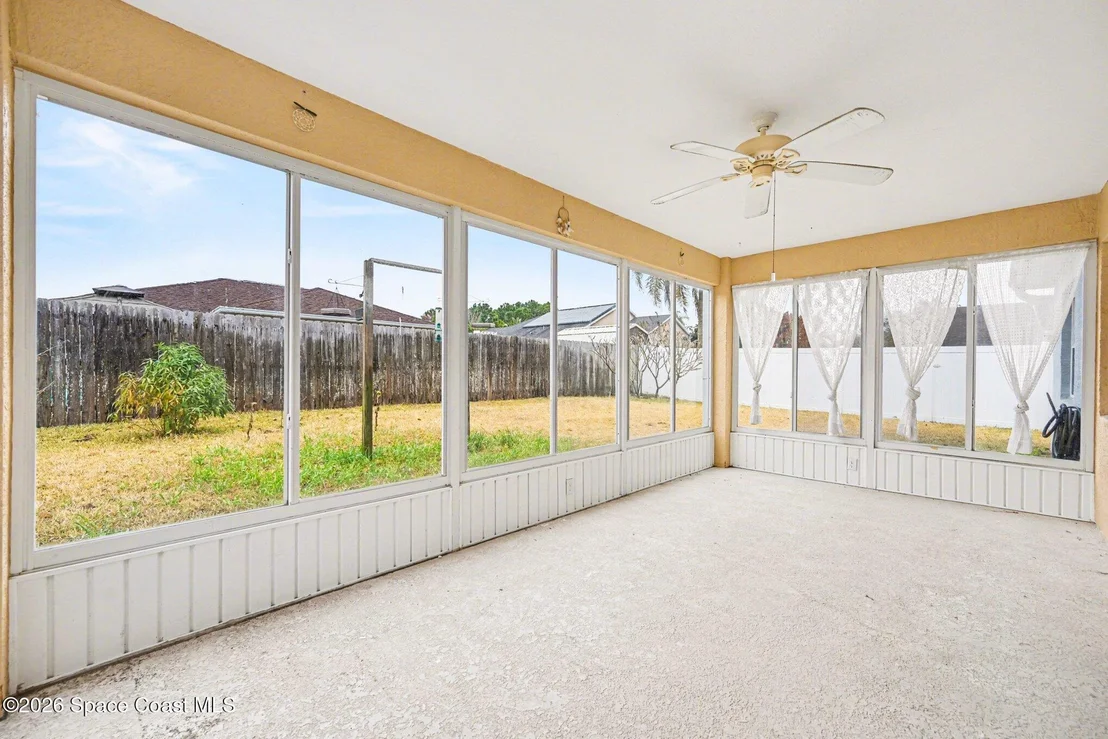 Photo of 1002 Jacaranda Circle
