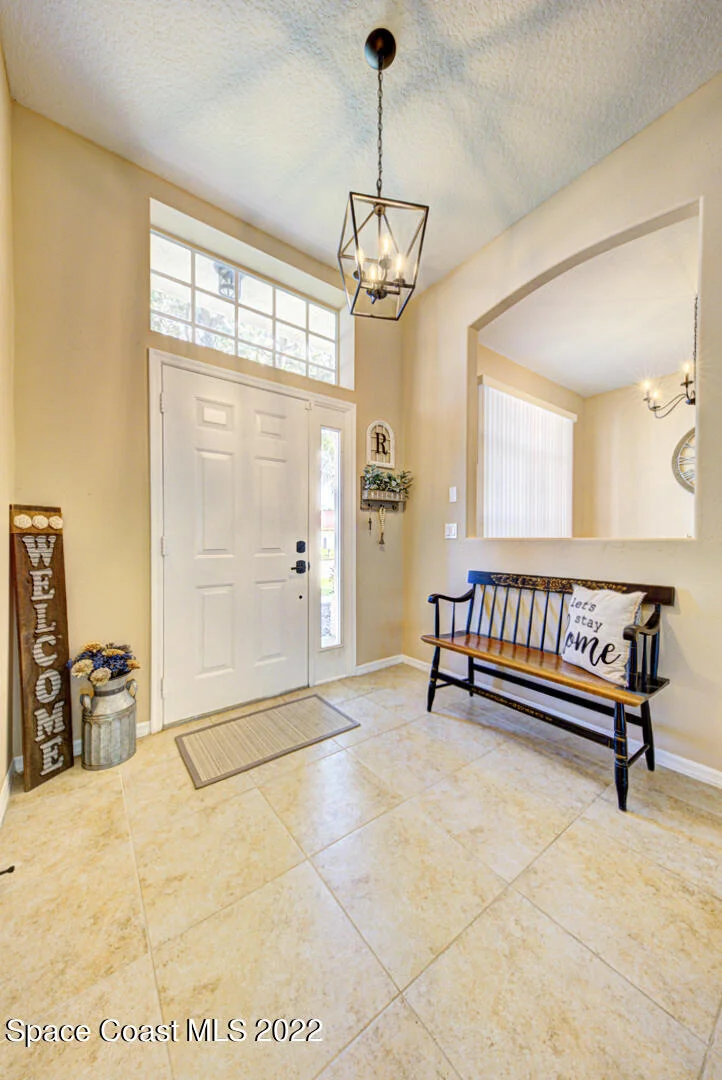 Photo of 985 Pelican Lane