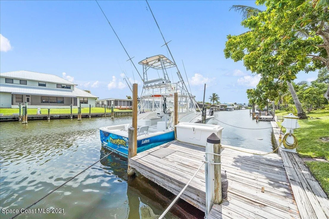 Photo of 458 Sandpiper Drive