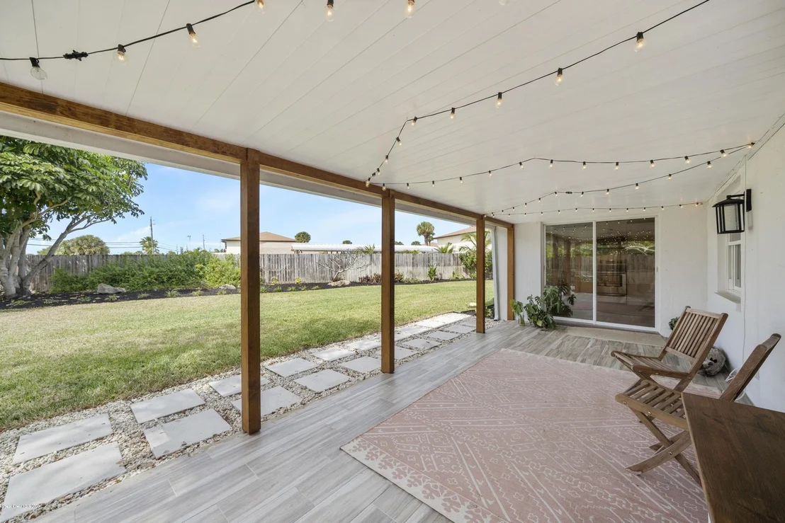 Photo of 541 Biscayne Drive