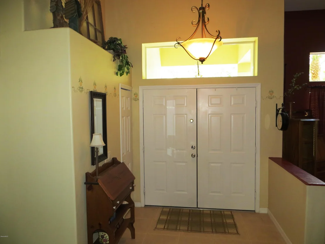 Photo of 1520 Whitman Drive