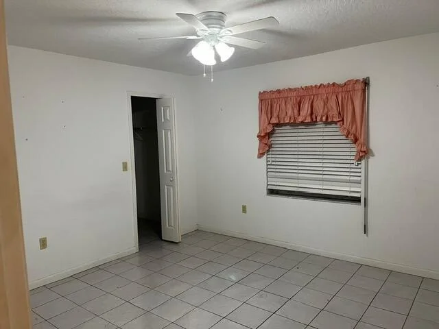 Photo of 120 Cardinal Drive