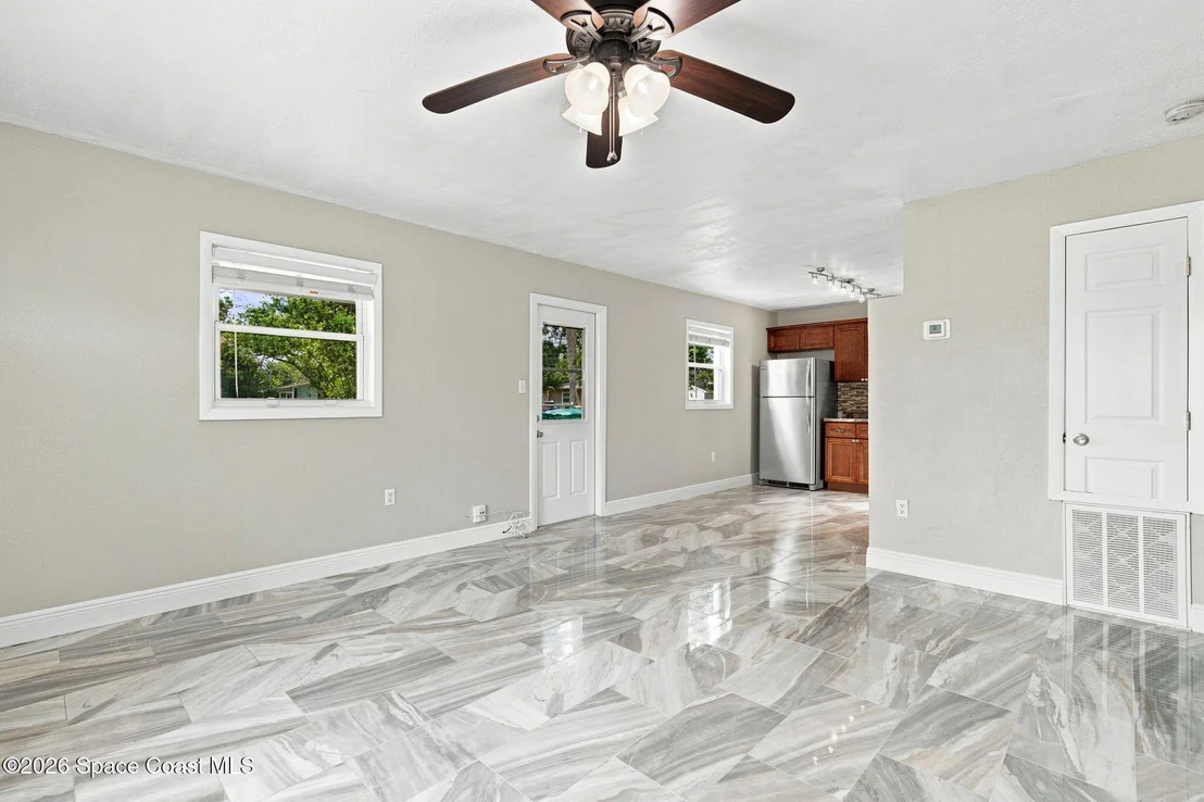 Photo of 2267 Robinhood Drive