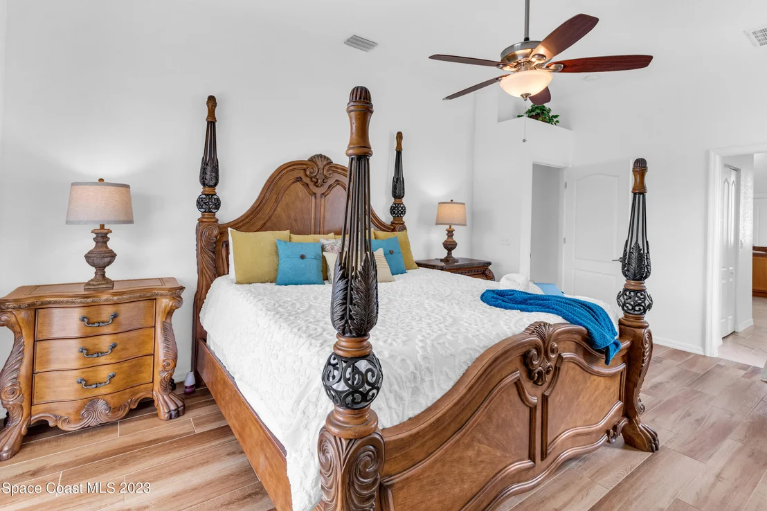 Photo of 2102 Woodfield Circle