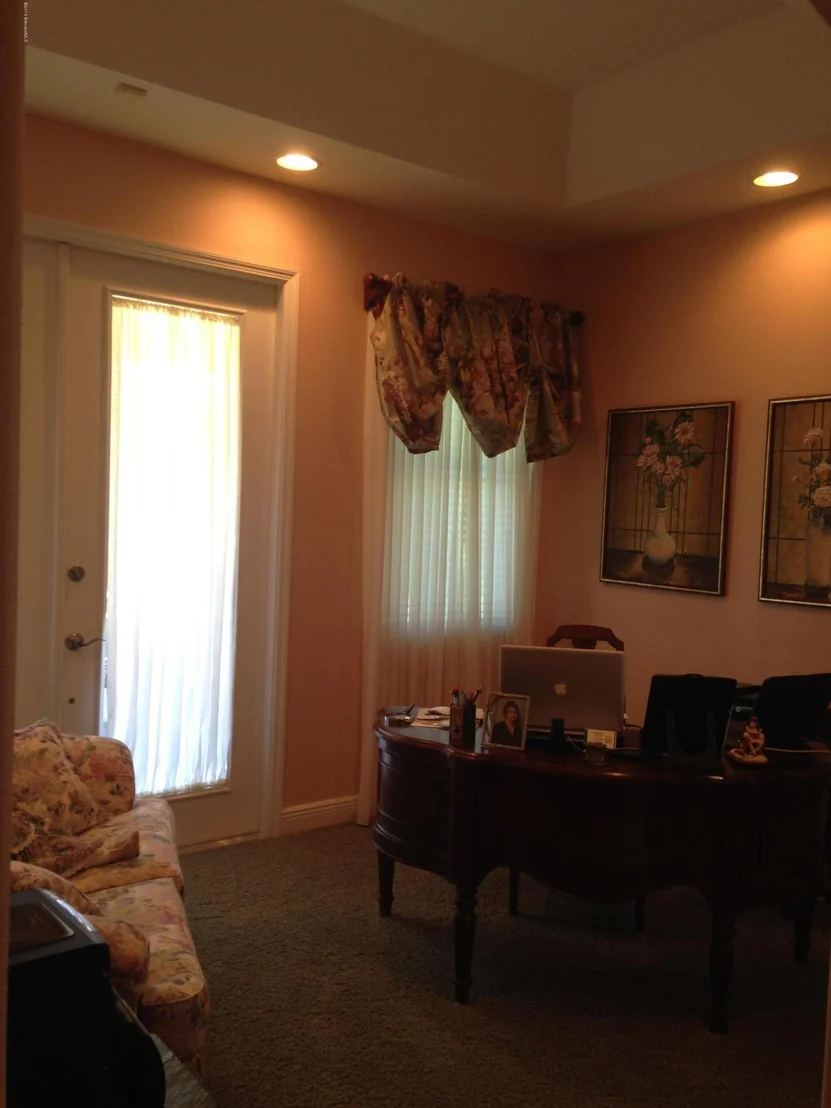 Photo of 4755 Dixie Way