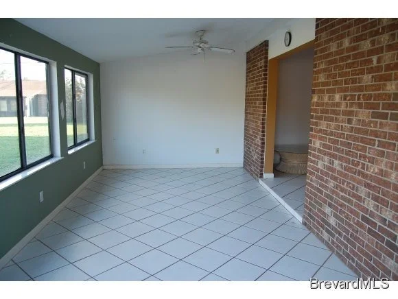 Photo of 5287 Palm