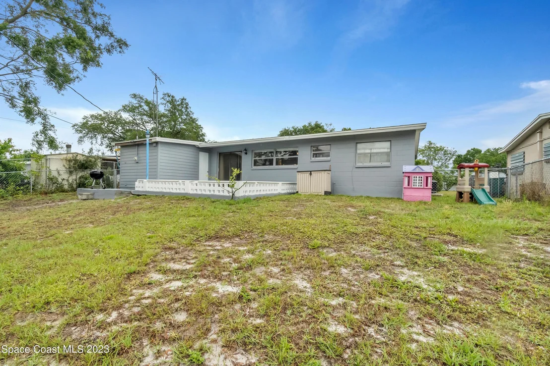 Photo of 1426 Arnold Drive