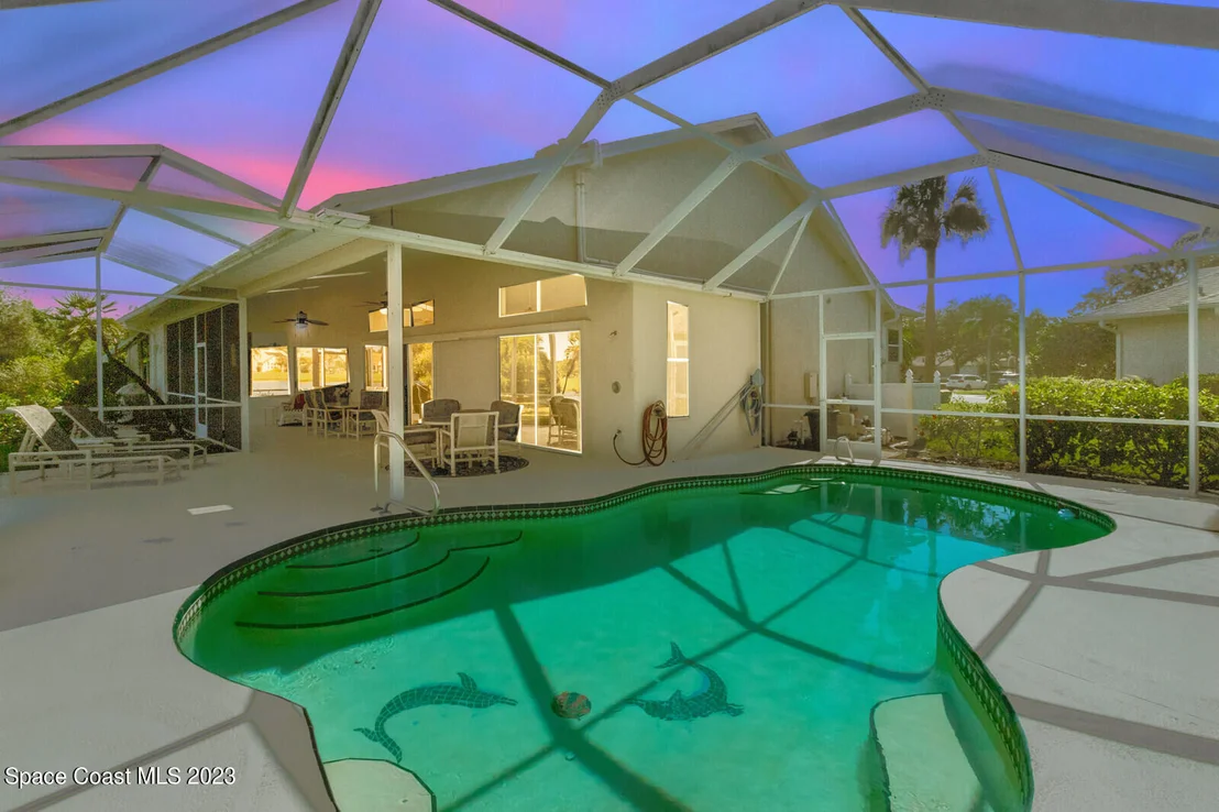 Photo of 986 Somerset Lane