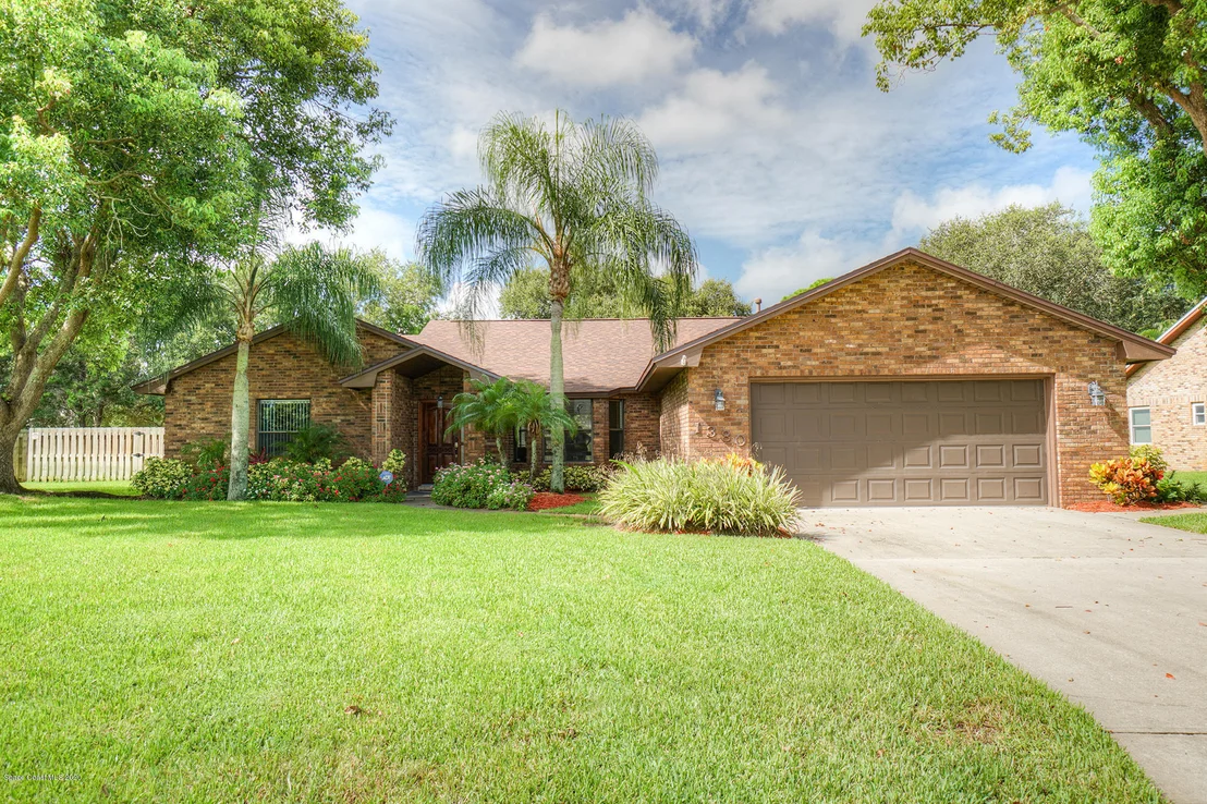 Photo of 1380 Silver Lake Drive