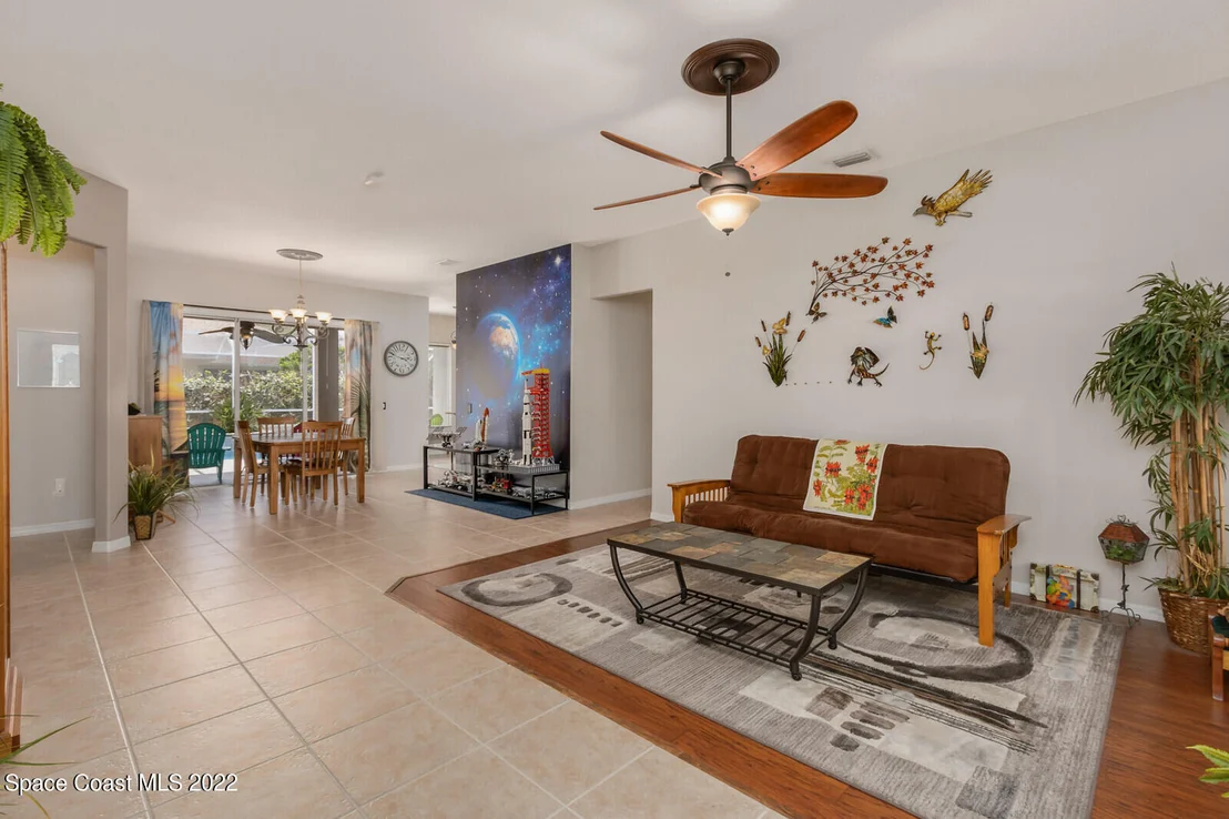 Photo of 4627 Alamanda Drive