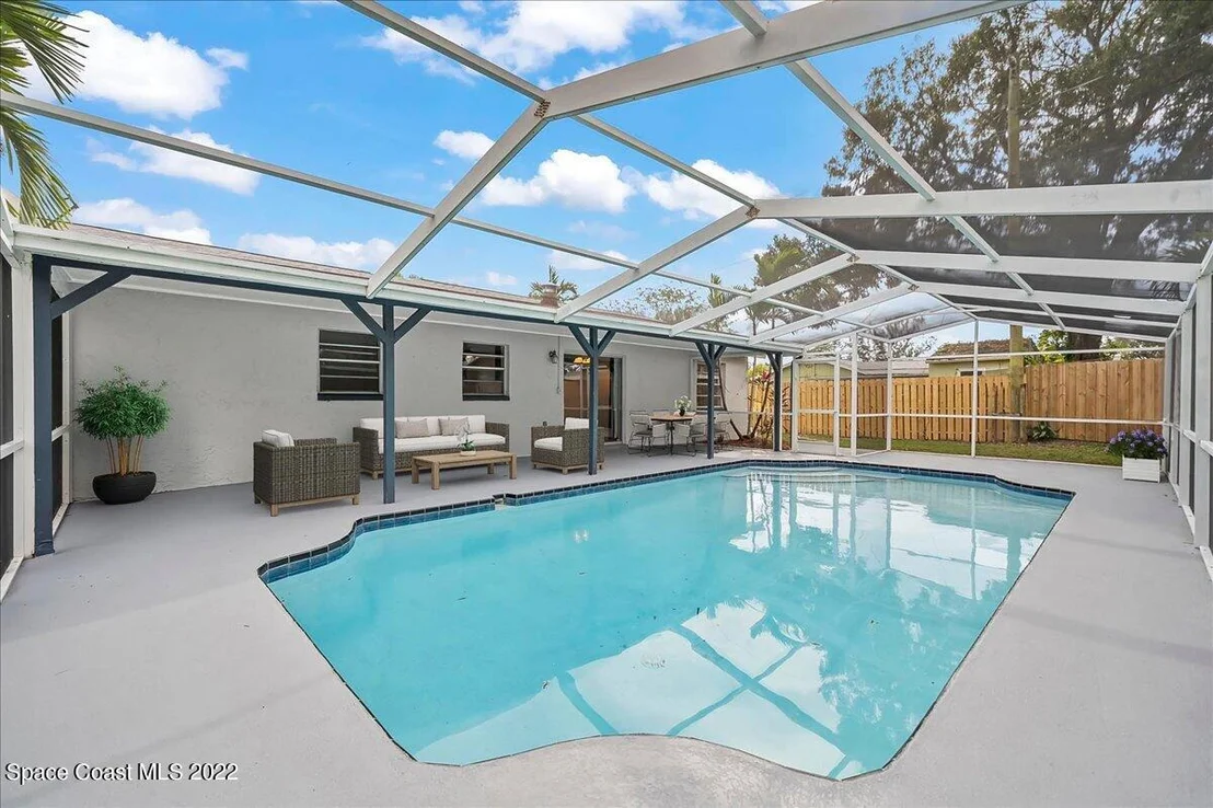 Photo of 181 E Haven Drive