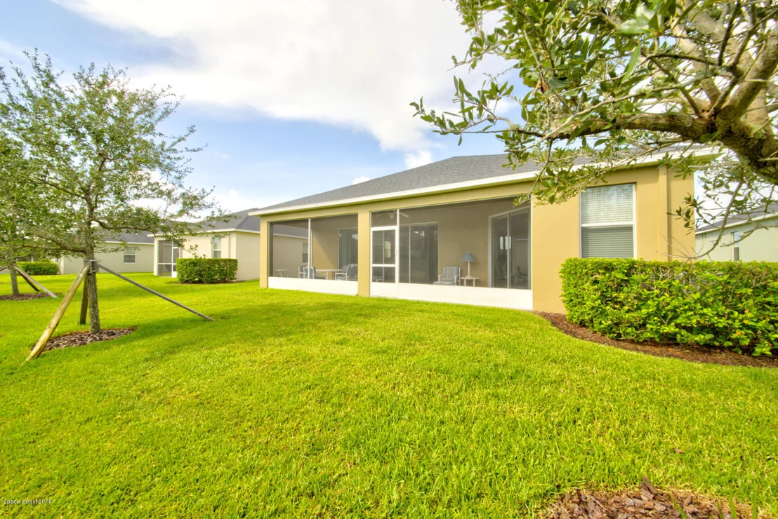 Photo of 6763 Newhall Lane