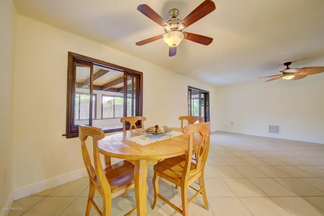 Photo of 356 Dorset Drive