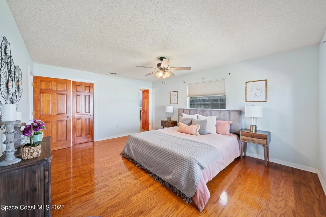 Photo of 715 Hibiscus Drive