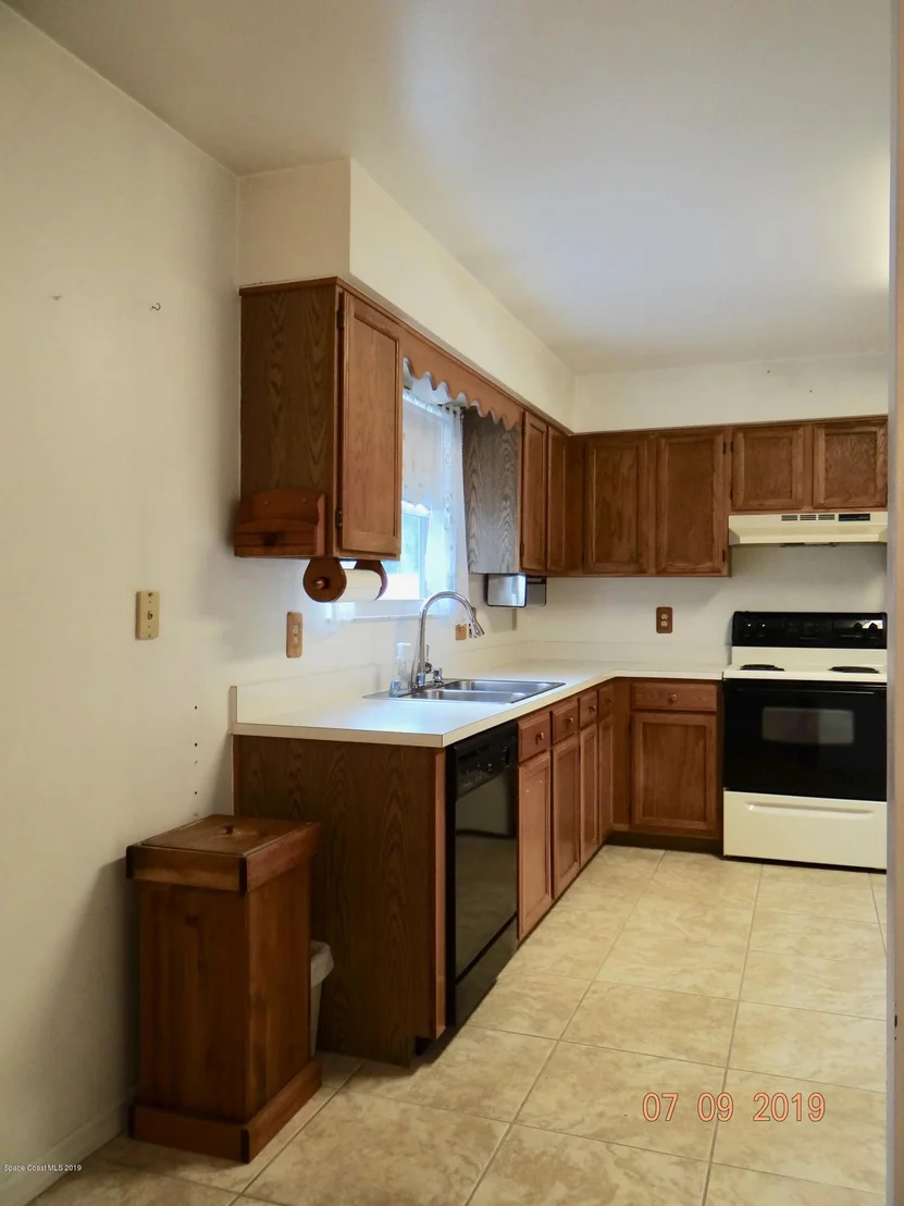 Photo of 1301 Buffing Circle SE