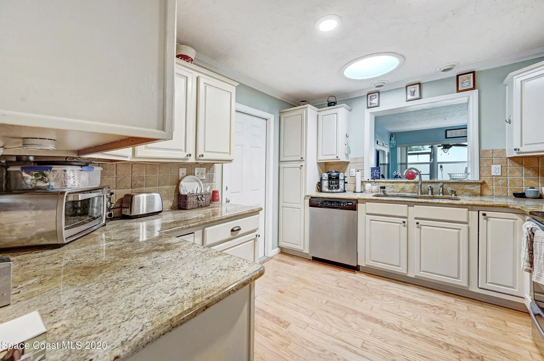 Photo of 309 JUPITER Drive