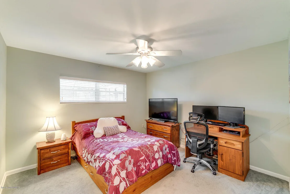 Photo of 240 Pineapple Street