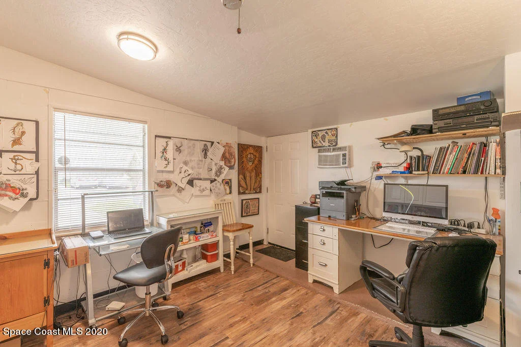 Photo of 718 Lund Circle