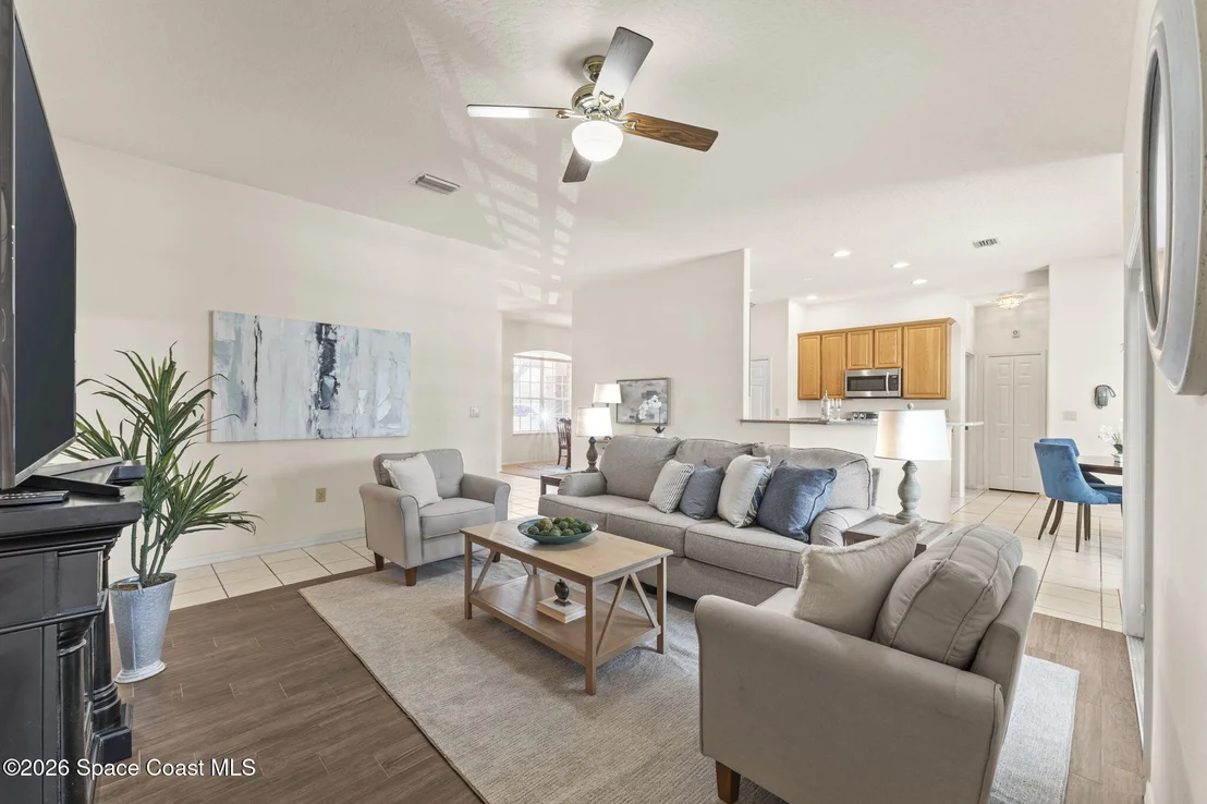 Photo of 1123 Spring Oak Drive