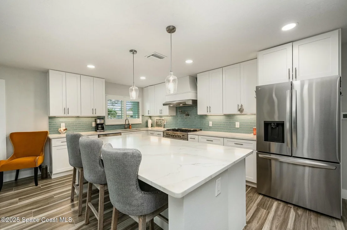 Photo of 407 Sandpiper Drive
