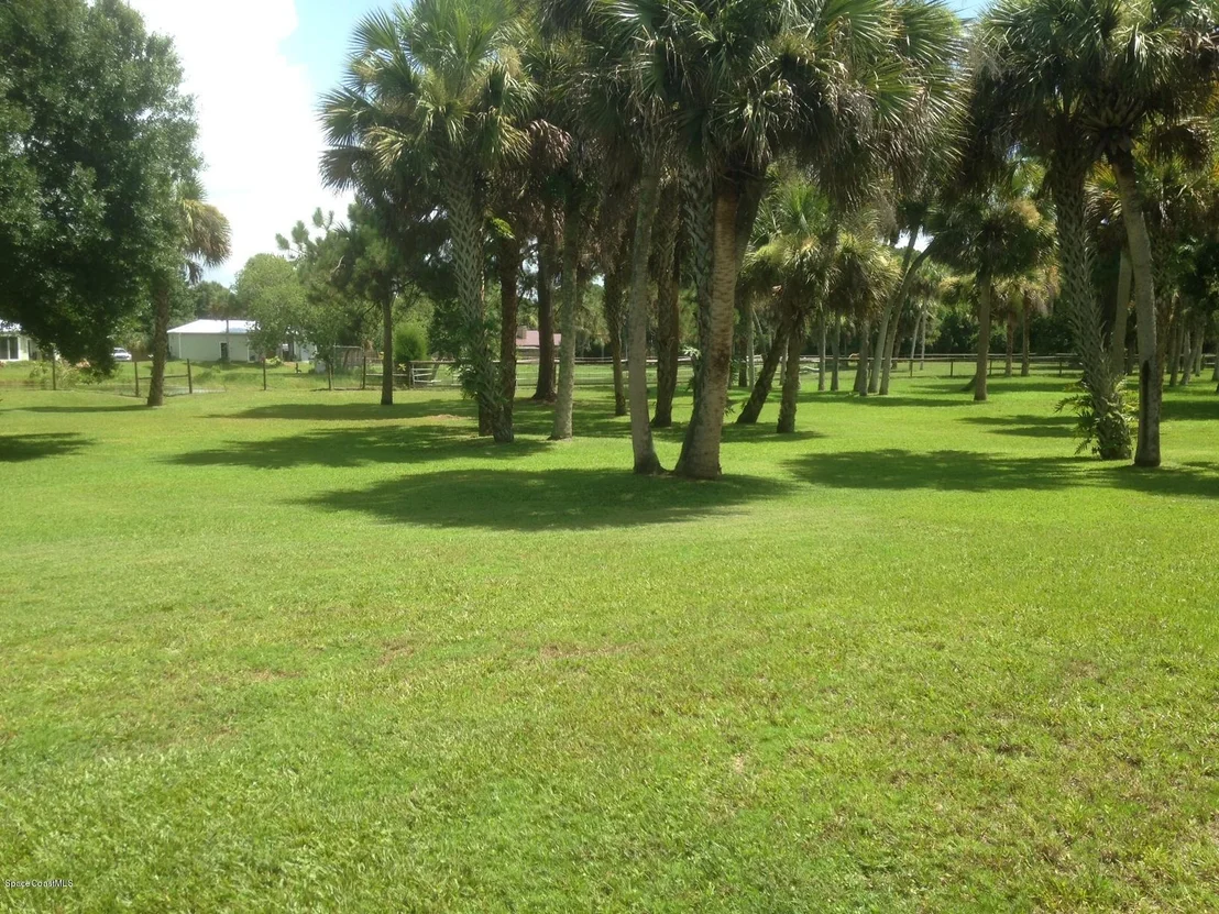 Photo of 4660 Rector Road