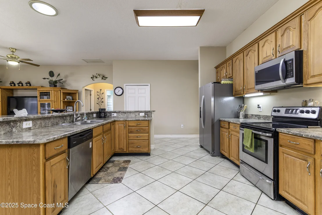 Photo of 386 Valencia Road