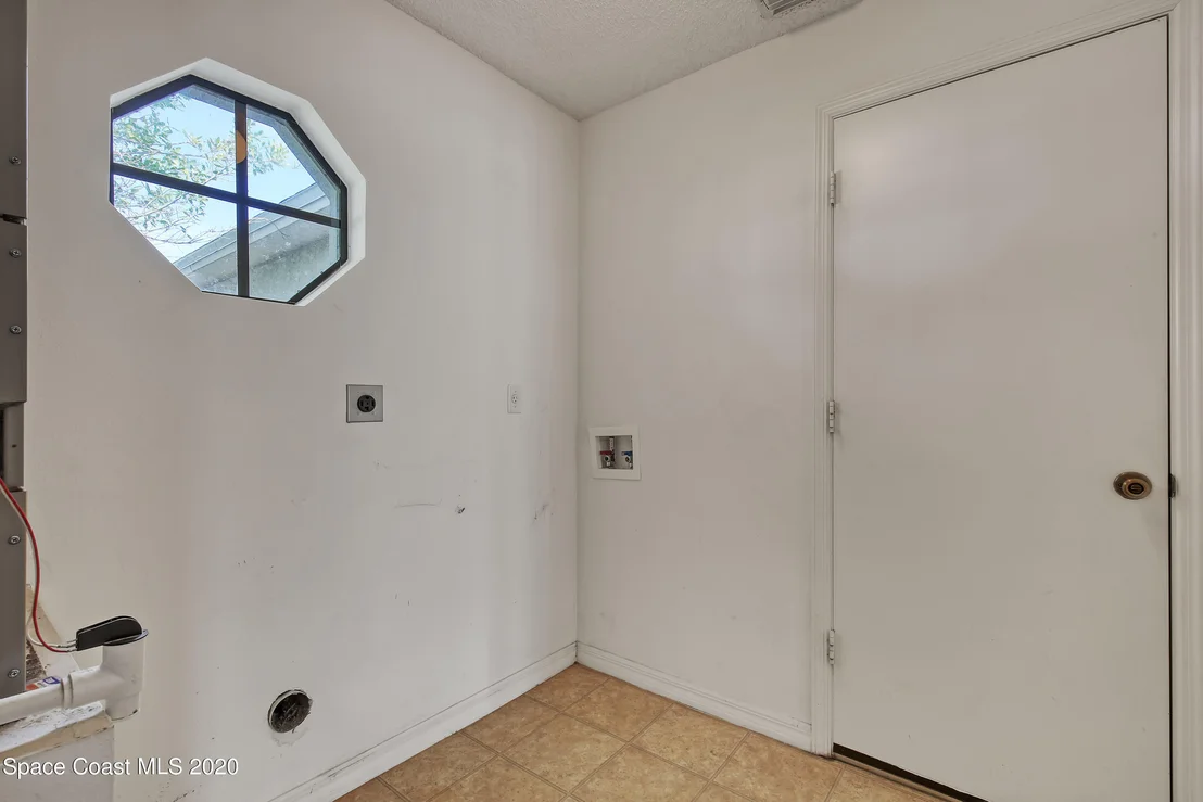 Photo of 2101 Belmont Way