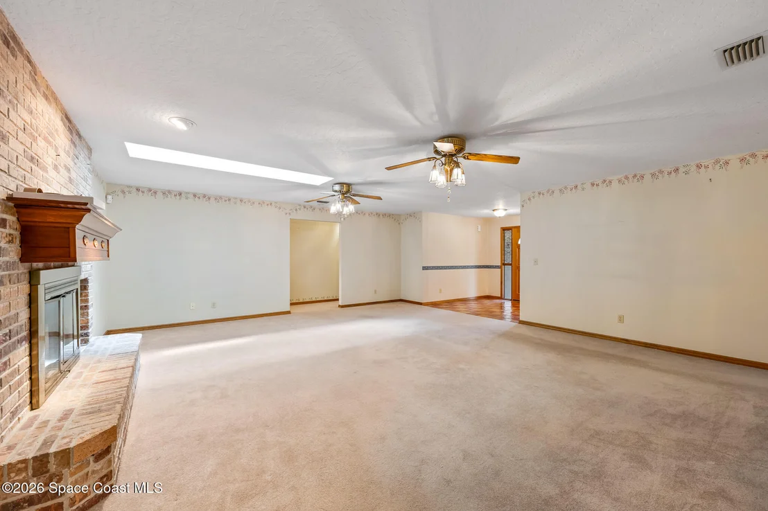 Photo of 3880 Ponderosa Road