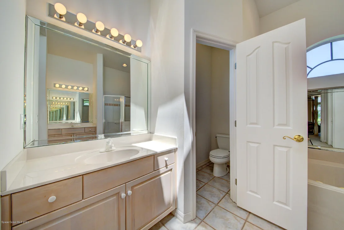Photo of 1008 Fieldstone Drive