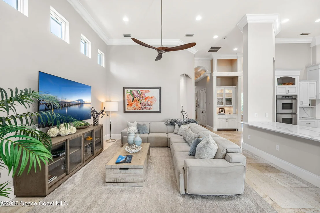 Photo of 200 Riverside Drive