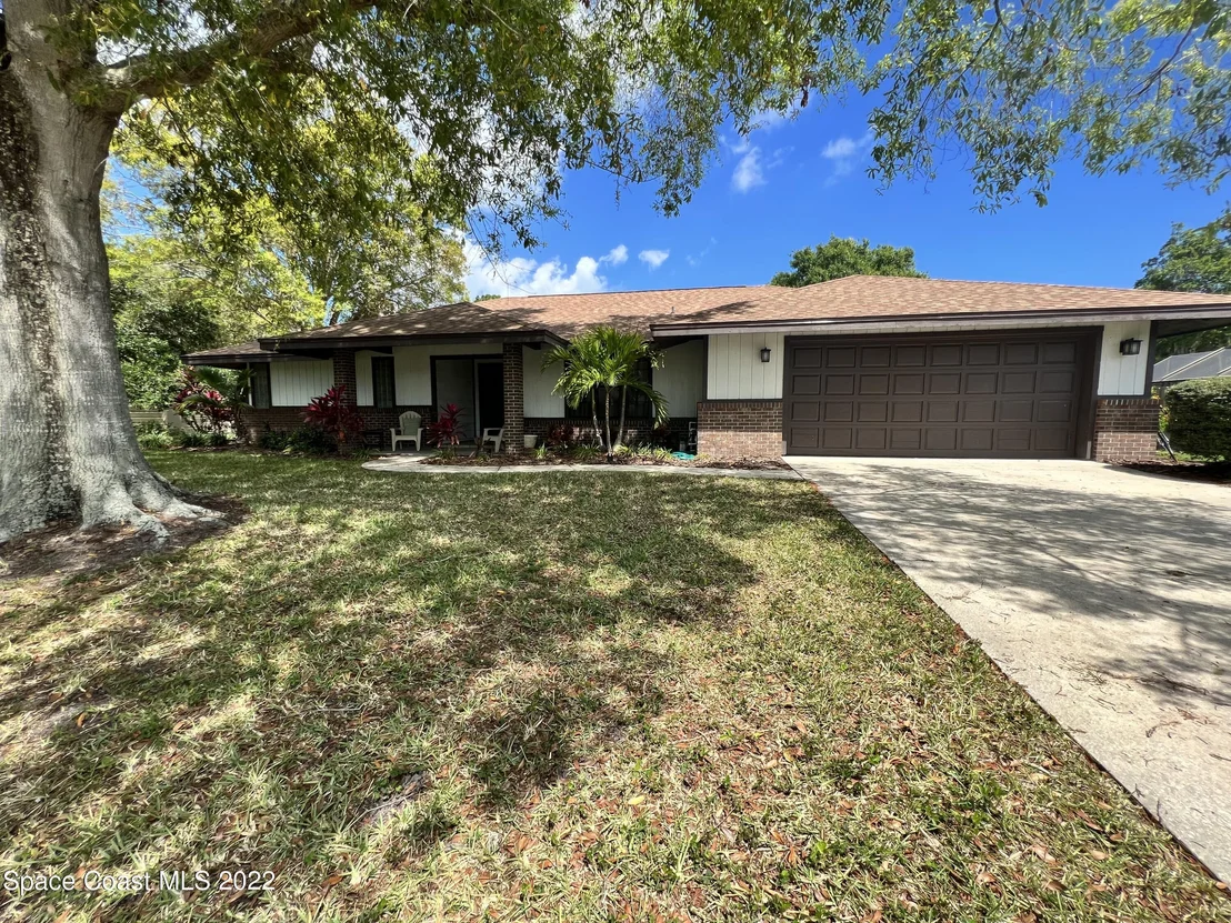 Photo of 2280 Hamlet Drive