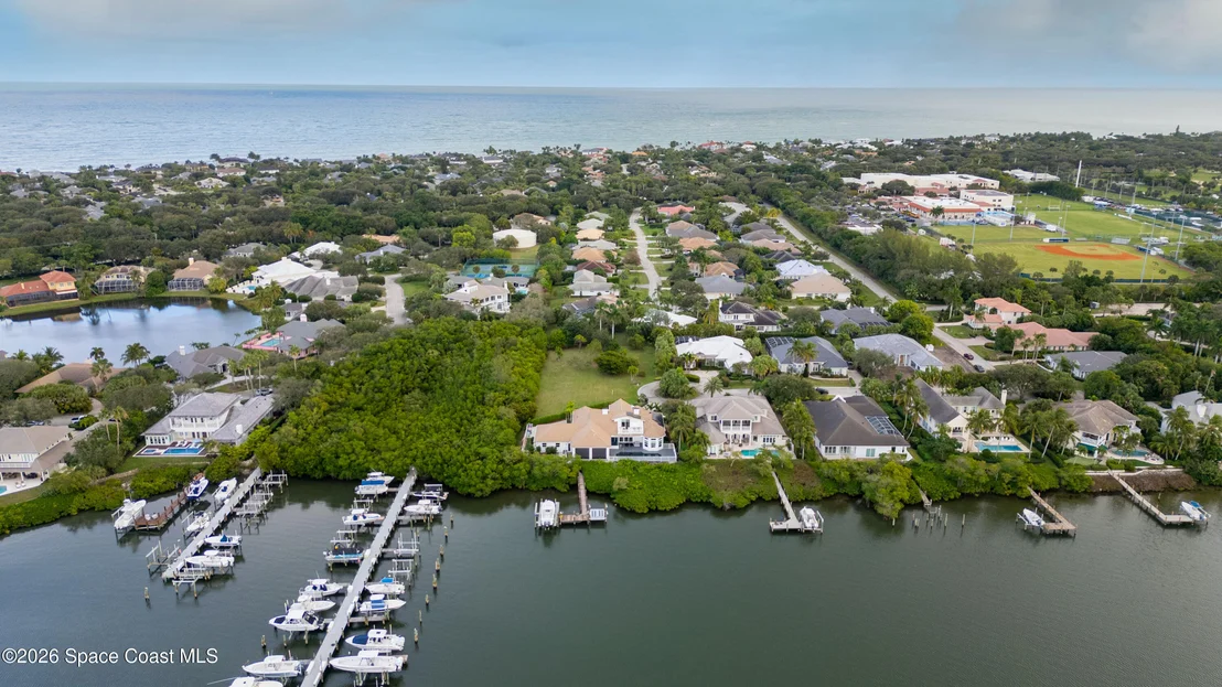 Photo of 112 Sandpointe Drive