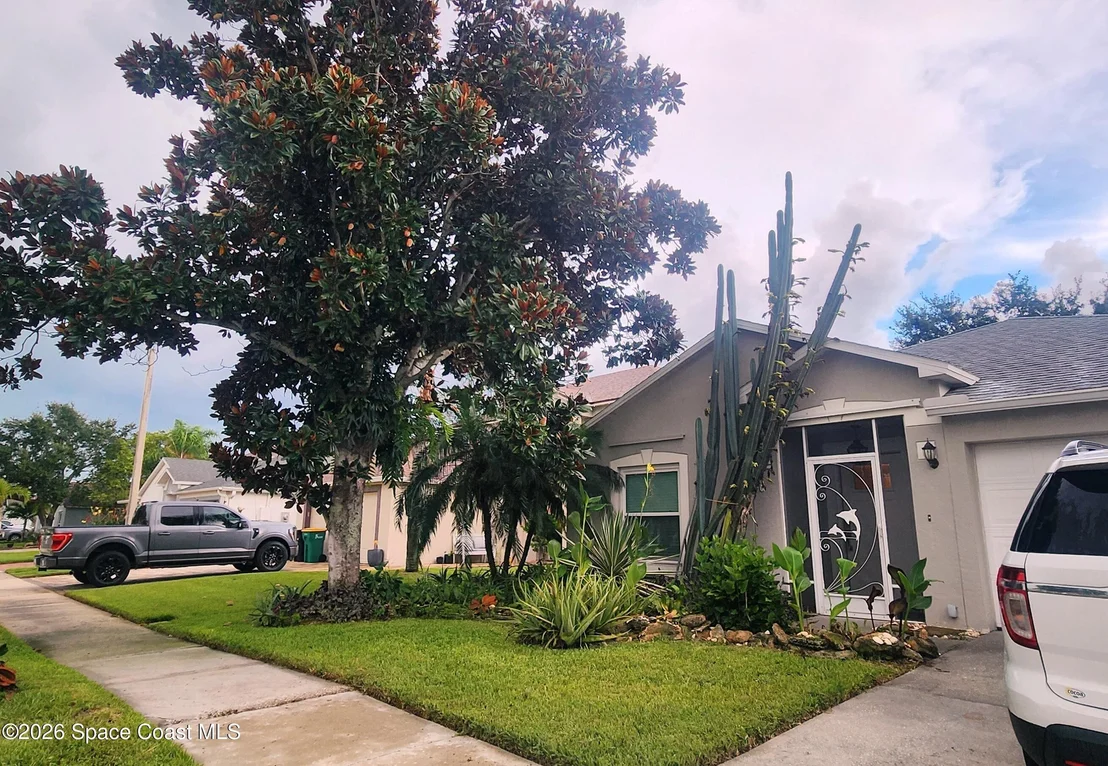 Photo of 470 Wickham Lakes Drive