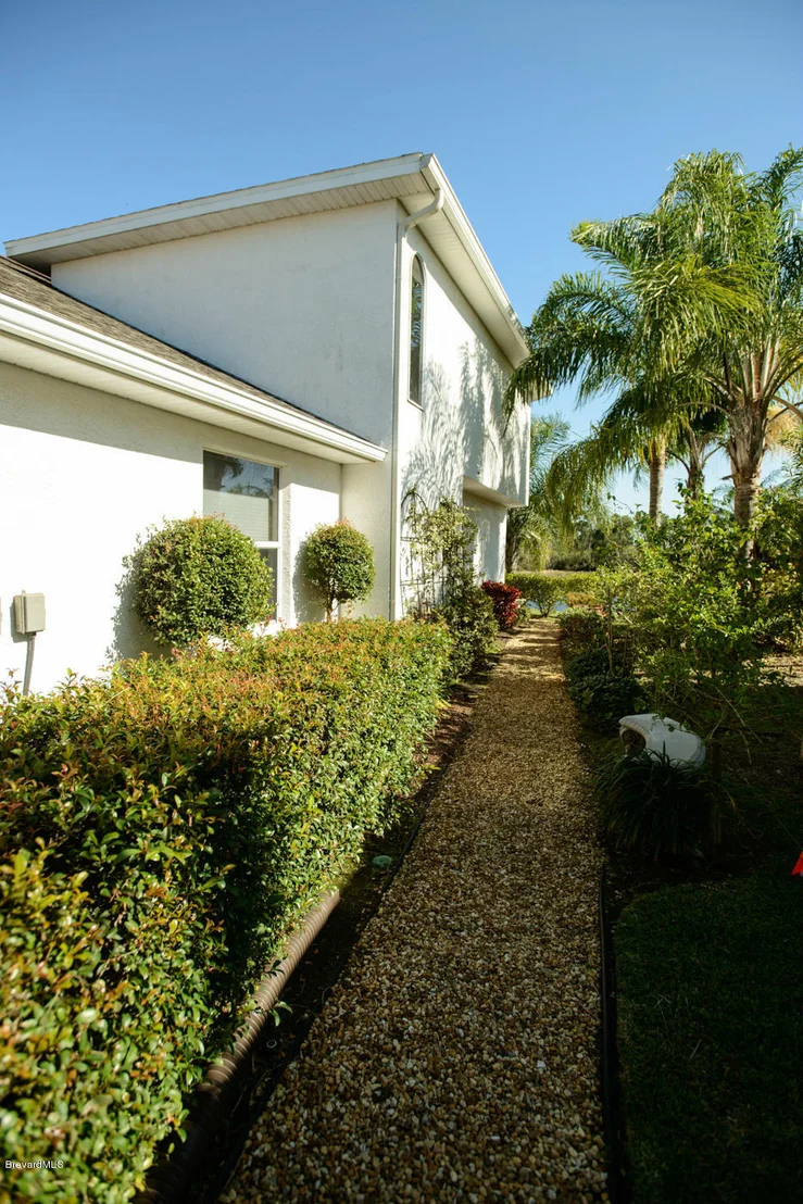 Photo of 7030 Herons Landing Drive