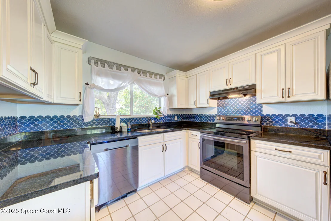 Photo of 767 Adolph Lane