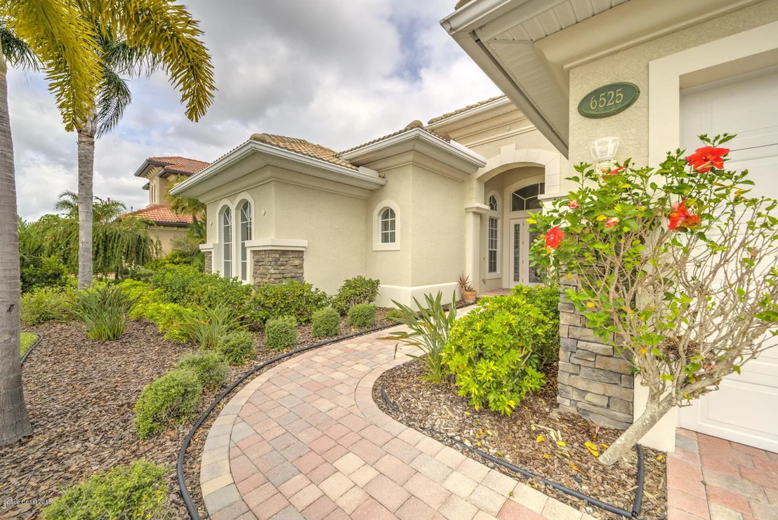 Photo of 6525 Arroyo Drive