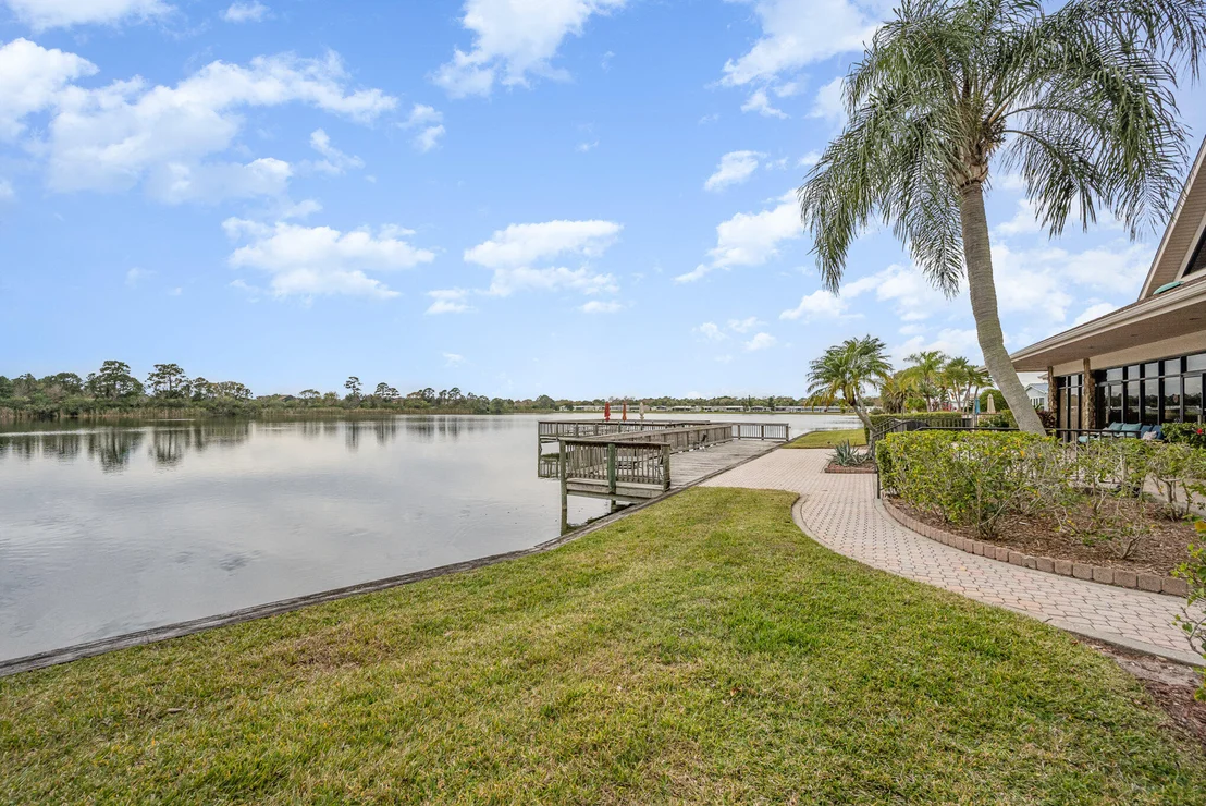 Photo of 285 Outer Drive