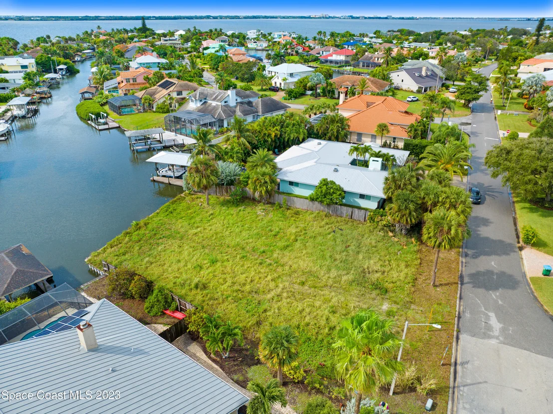 Photo of 394 River View Lane