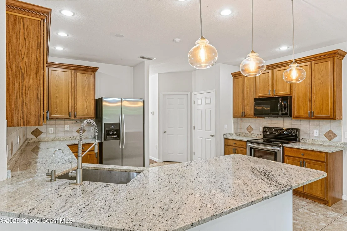 Photo of 994 Bryce Lane