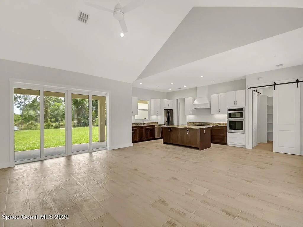 Photo of 7035 Indian River Boulevard