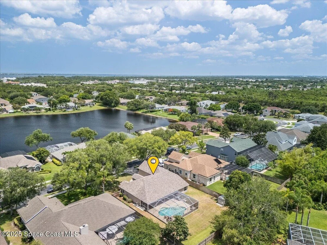 Photo of 5863 Newbury Circle