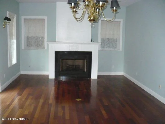 Photo of 4383 Long Lake Road