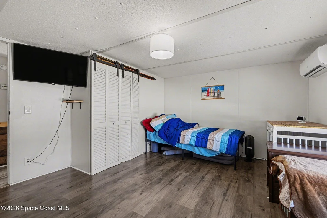 Photo of Unit 02 at 610 Jane Drive