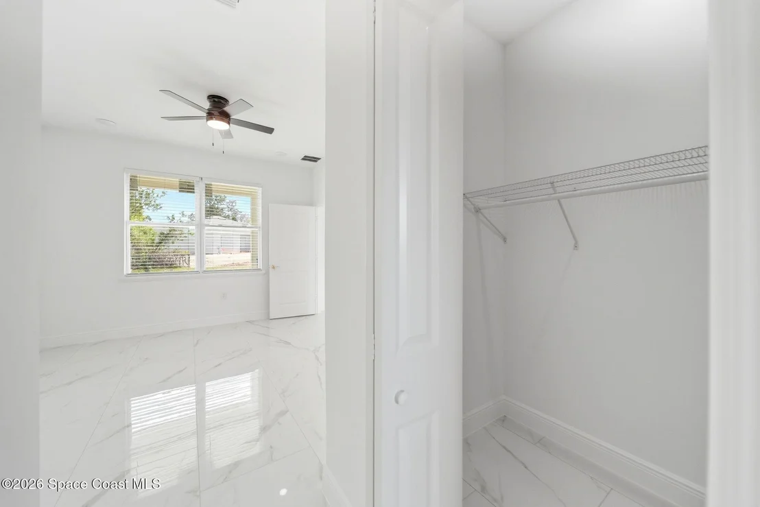Photo of 2180 Cogan Drive SE