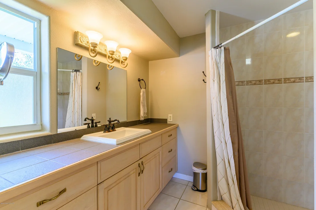 Photo of 133 Oakledge Drive